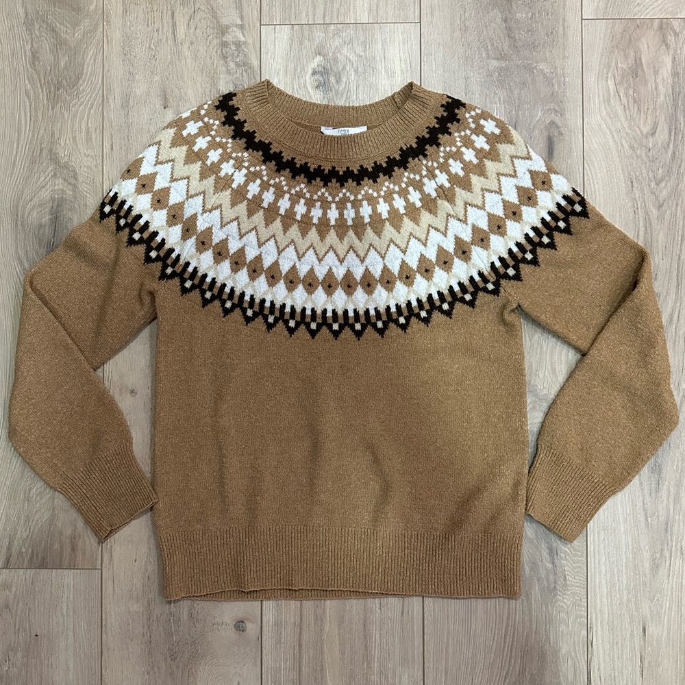 Time and Tru Brown Sweater with Geometric Yoke